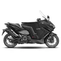 TABLIER COUVRE JAMBE TUCANO POUR YAMAHA 560 TMAX TECH MAX 2025> (R253SPRO) (TERMOSCUD S-PRO 4 SAISONS) (SYSTEME ANTI-FLOTTEMENT SGAS)