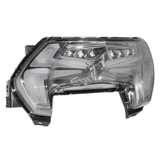 FEU ARRIERE MAXISCOOTER ADAPTABLE YAMAHA 125 TRICITY 2014>/MBK 125 TRYPTIK NEW DESIGN AVEC CLIGNOTANTS (HOMOLOGUE CE) -SELECTION P2R