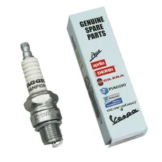 SPARK PLUG CHAMPION P82M/L82C OEM PIAGGIO THREE-WHEELER APE FUEL TM 703 1989 > 2007/CIAO MIX, VESPA 50 FL2-438070